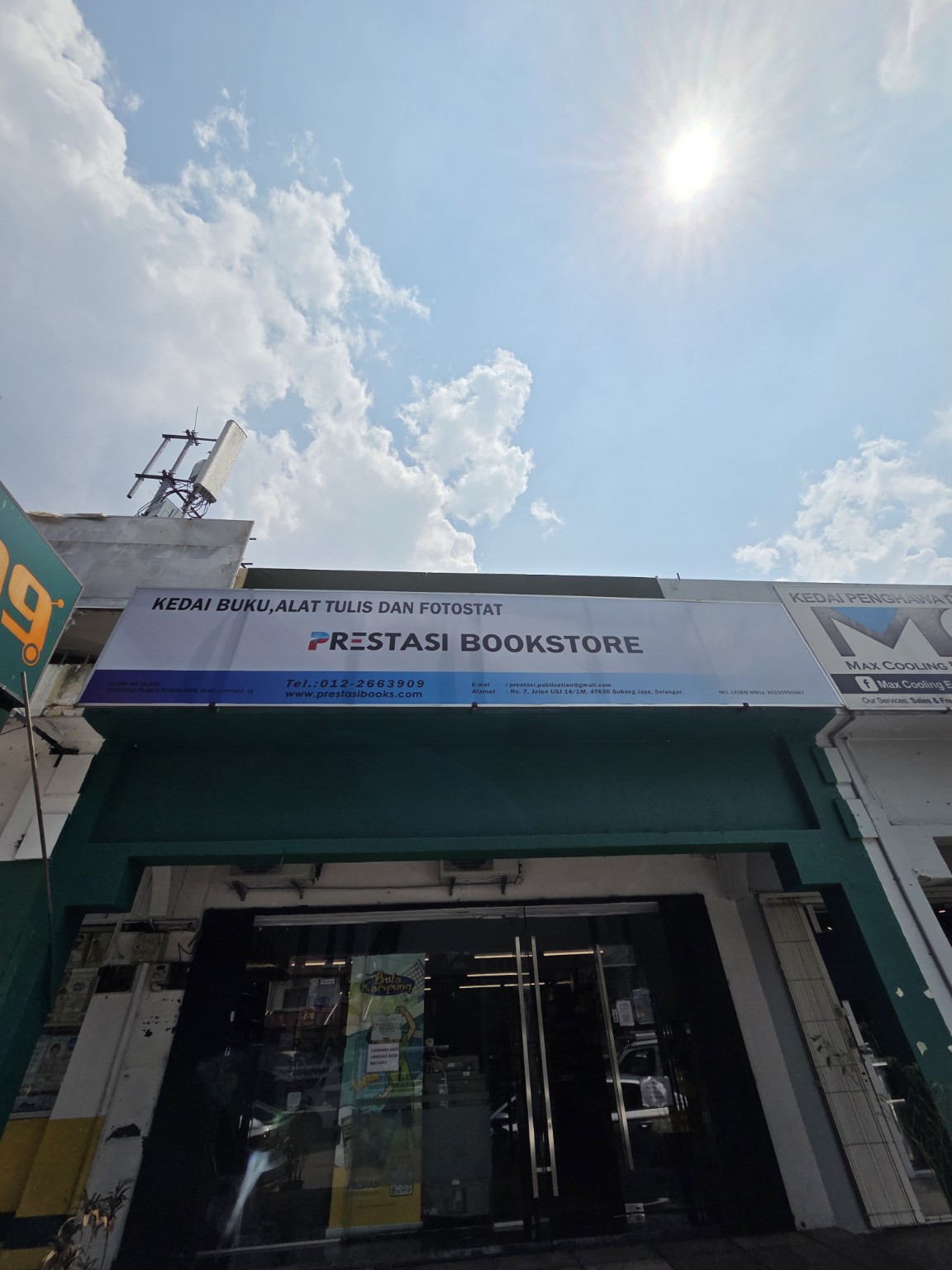 Prestasi Bookstore storefront
